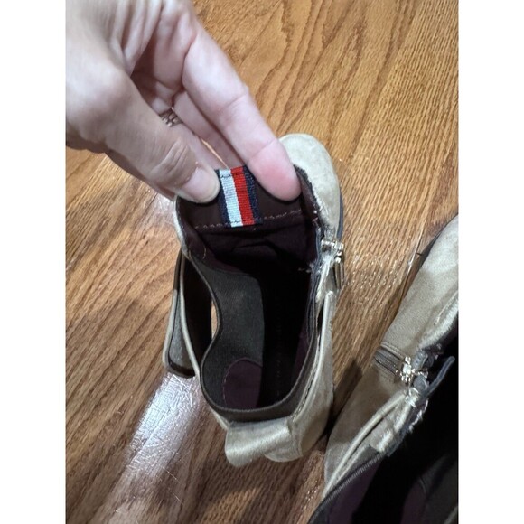 Beige Chelsea Style Ankle Boots Size 7.5 NEW Equestrian Old Money Classic - Picture 9 of 11